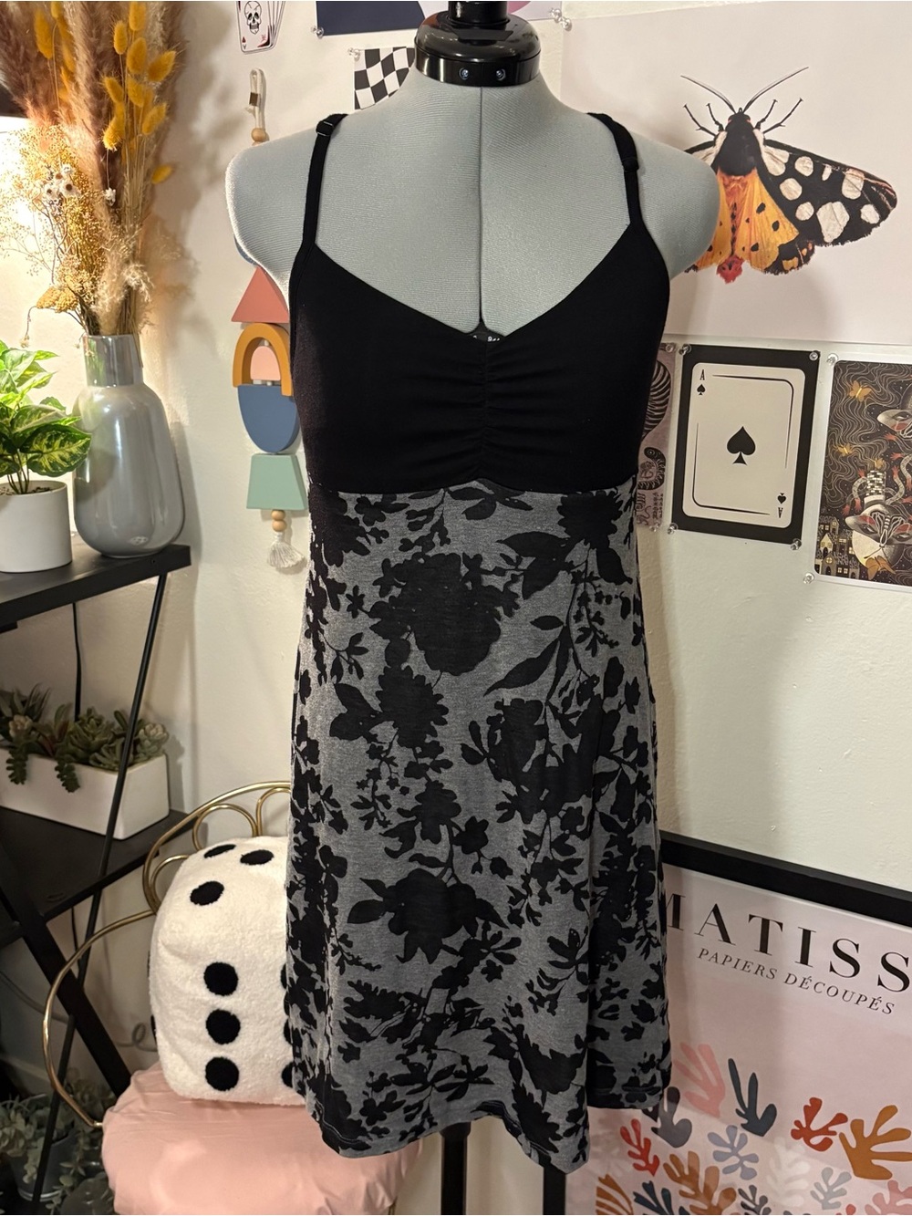 Dakini Black & Gray Floral Racerback Dress Size Small